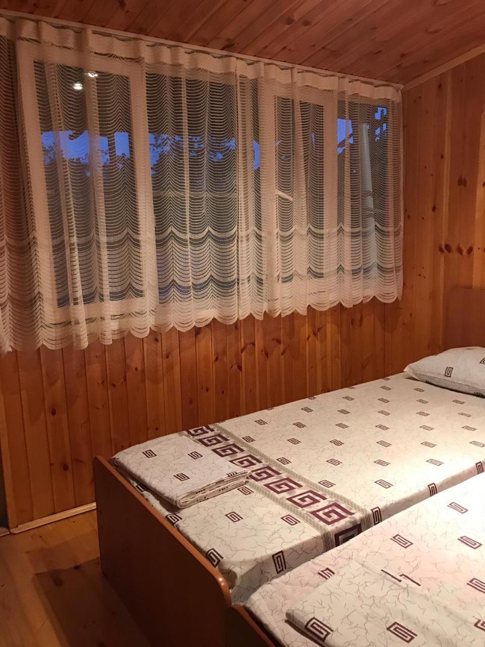 Гостевой Дом С Садом Hotel Gagra Kültér fotó